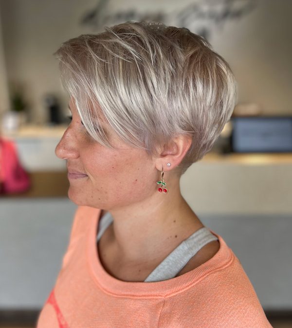 Bleach & Tone + Haircut